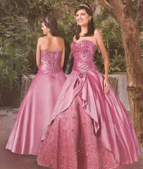 Diseño de vestidos de 15 años