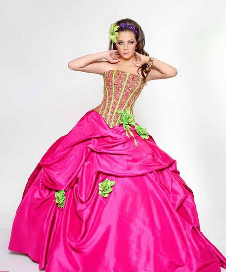 Imagenes de vestidos de quince años modernos