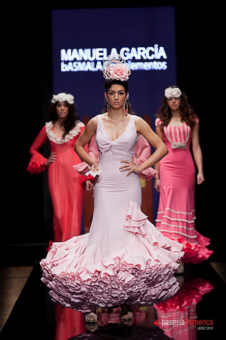 Manuela moda flamenca