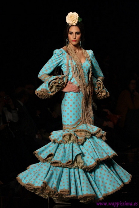 Pilar vera trajes de flamenca