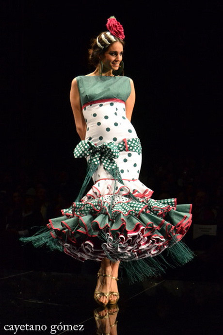 Traje corto flamenca
