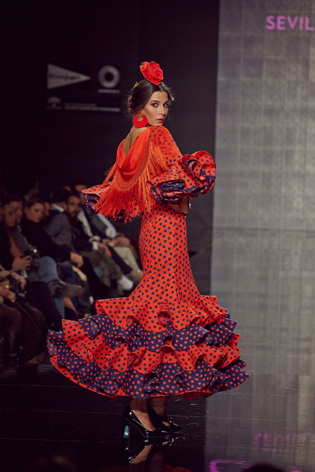 Traje de flamenca rojo