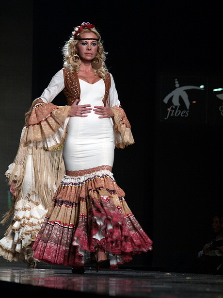 Trajes de flamenca el ajoli