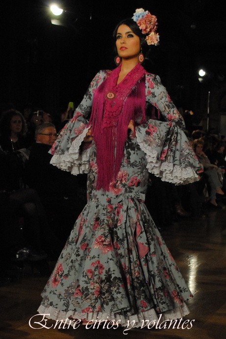 Trajes de flamenca rojos 2014