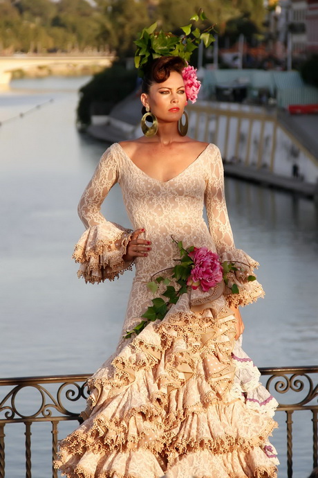 Trajes de flamencas molina