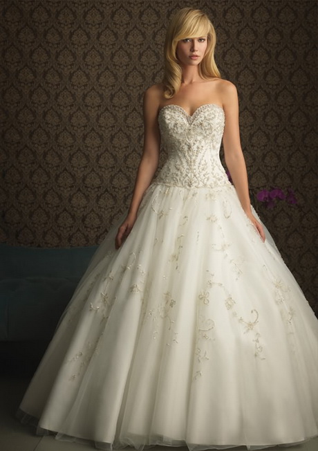 Trajes de novia estilo medieval