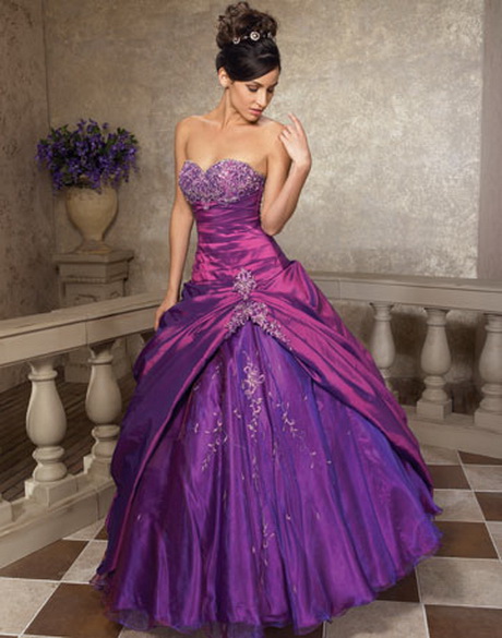 Vestidos de 15 años morado