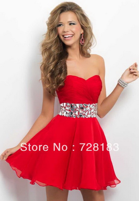 Vestidos de 15 años rojos cortos