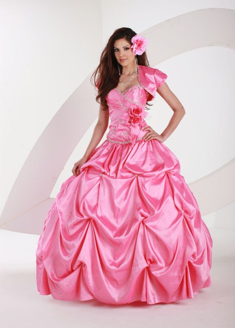 Vestidos de 15 tipo princesa