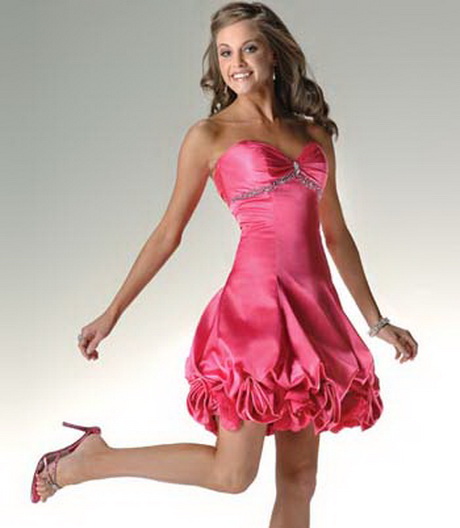 Vestidos de moda para fiestas cortos