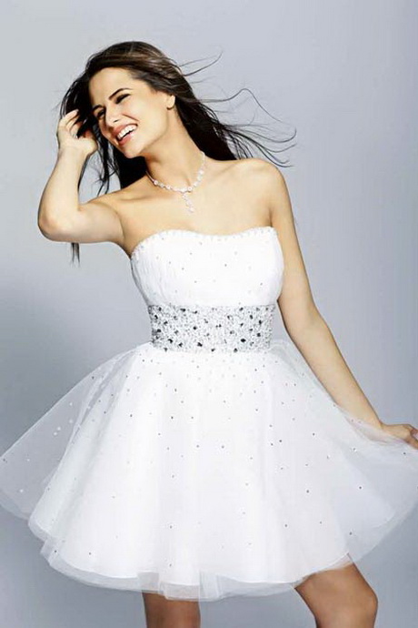 Vestidos de moda para fiestas cortos