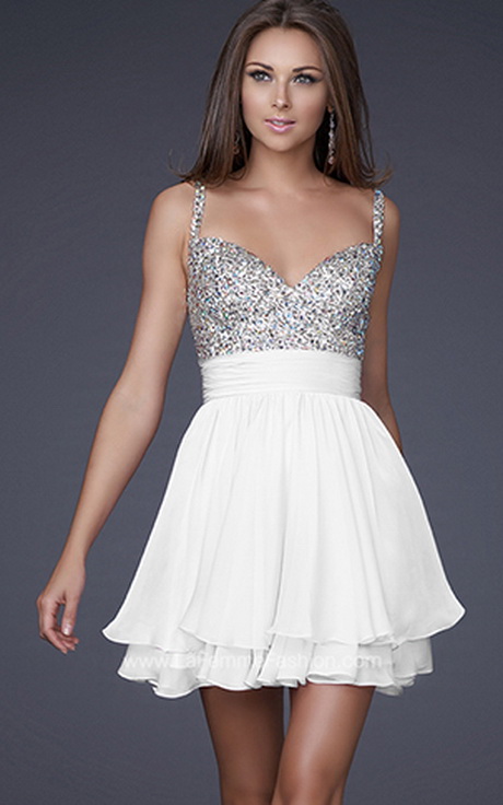 Vestidos de moda para fiestas cortos
