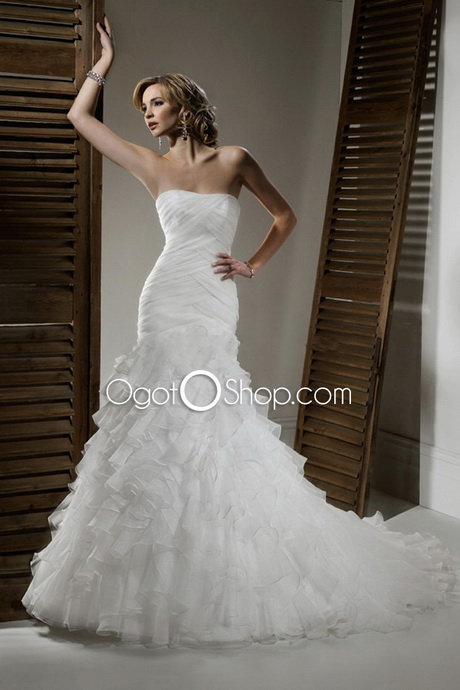 Vestidos de novia corte español