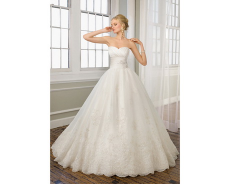 Vestidos de novia corte princesa 2014