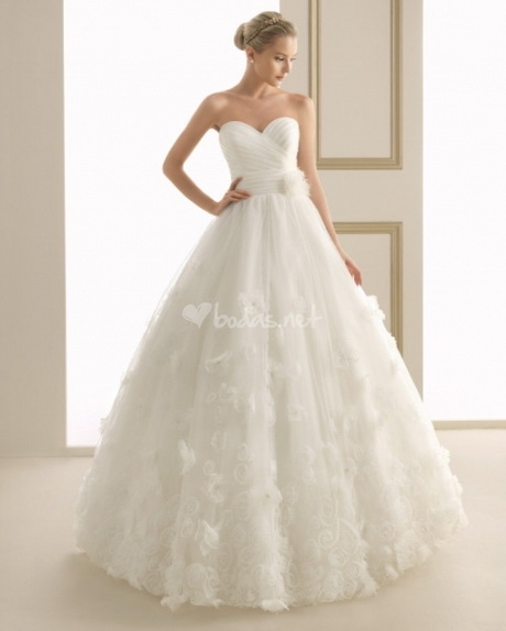 Vestidos de novia corte princesa 2014