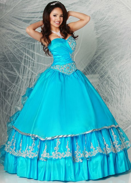 Vestidos estilo princesa para 15 años