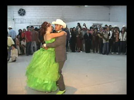 Vestidos nacos de 15 años