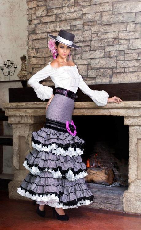 Trajes de flamenca cortos 2016