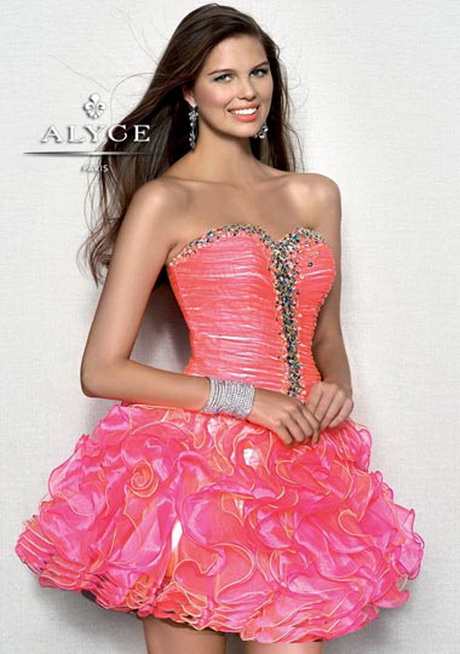 Vestidos cortos para quince años 2016