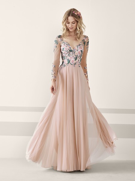 Moda de vestidos de noche 2019