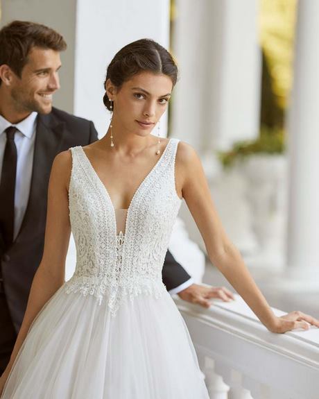 Vestidos de novia sencillos 2022