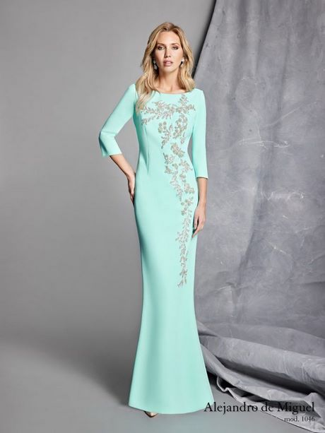 Vestidos para matrimonio de noche 2022