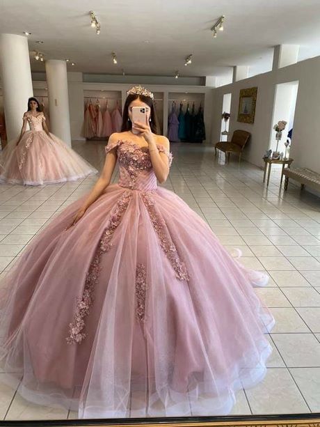 Vestidos para quince años 2022