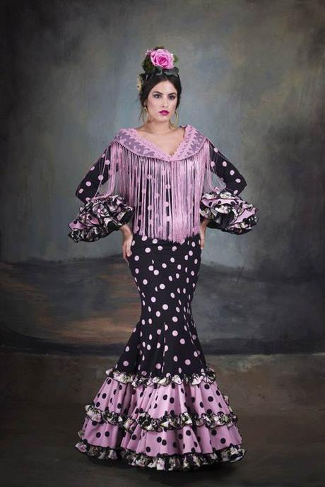 Trajes de flamenca cortos 2023