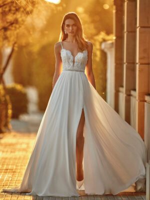 Vestidos de novia de noche 2023
