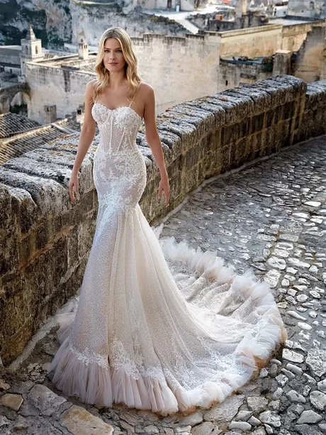 Vestidos de novia sencillos 2023