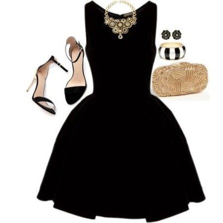 Accesorios para un vestido negro corto