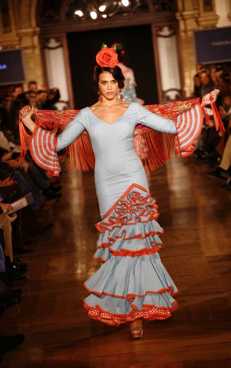 Diseñadores de vestidos de flamenca