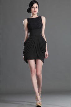 Vestido cocktail negro