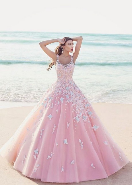 Imagenes de vestidos de 15 años para el 2018