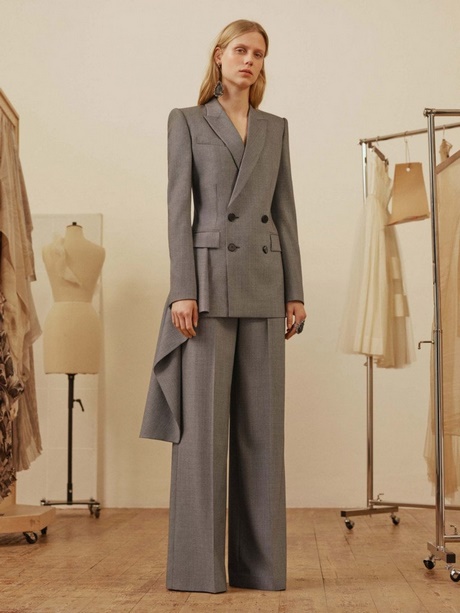 Trajes mujer 2018