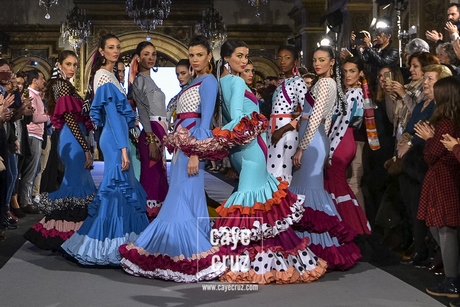 Coleccion trajes de flamenca 2019