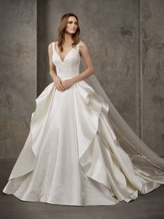 Modelo de vestidos de novia 2019
