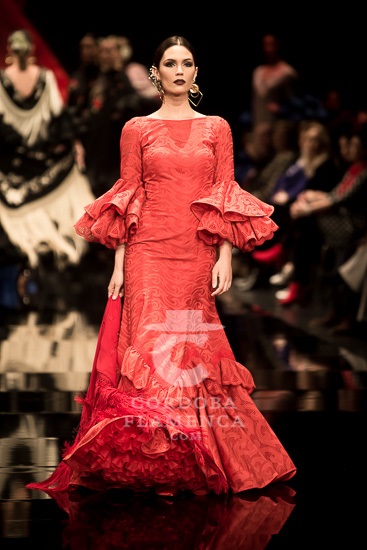 Trajes de flamenca lina 2019