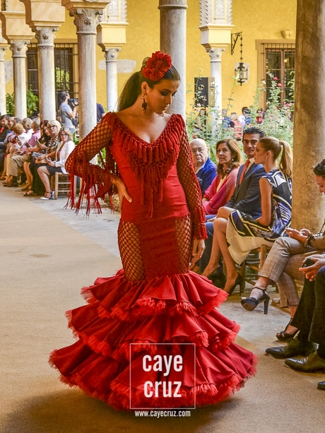 Trajes de flamenca rojos 2019