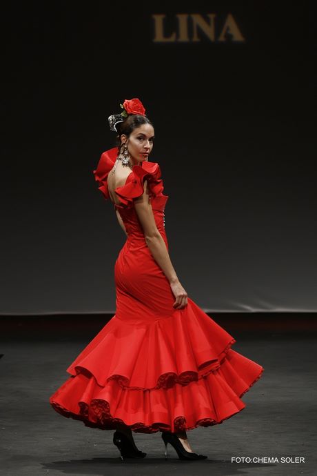 Trajes de flamenca rojos 2019