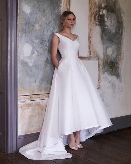 Vestidos de novia sencillos para boda civil 2019