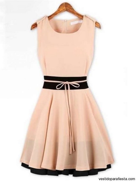 Vestidos de moda juveniles sencillos
