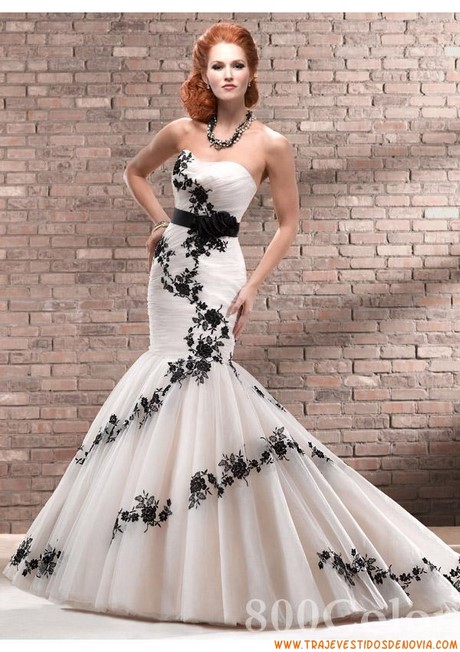 Vestidos de novia en negro