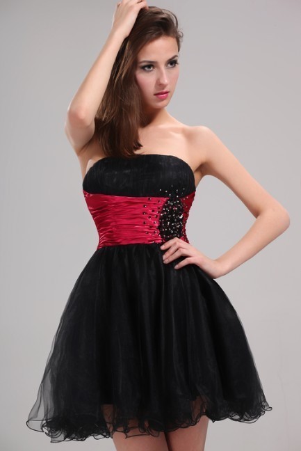 Vestidos para fiestas juveniles sencillos