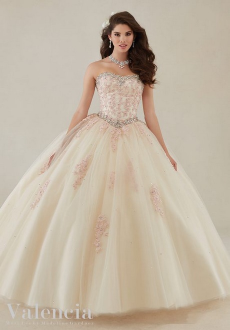 Vestidos de quince modernos 2018