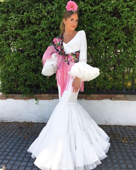 Moda de trajes de flamenca 2021