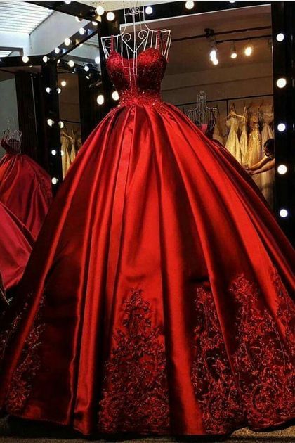 Vestidos de 15 años rojos 2021