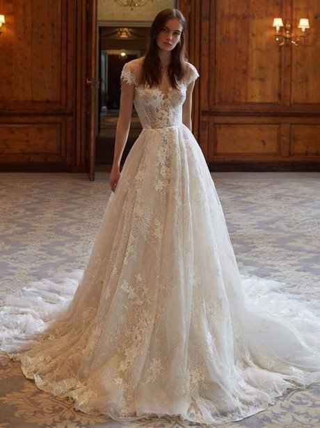 Vestidos de novia 2021 corte princesa