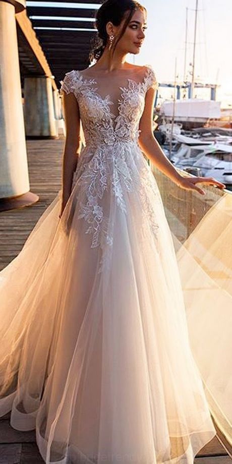 Vestidos de novia 2021 sencillos cortos