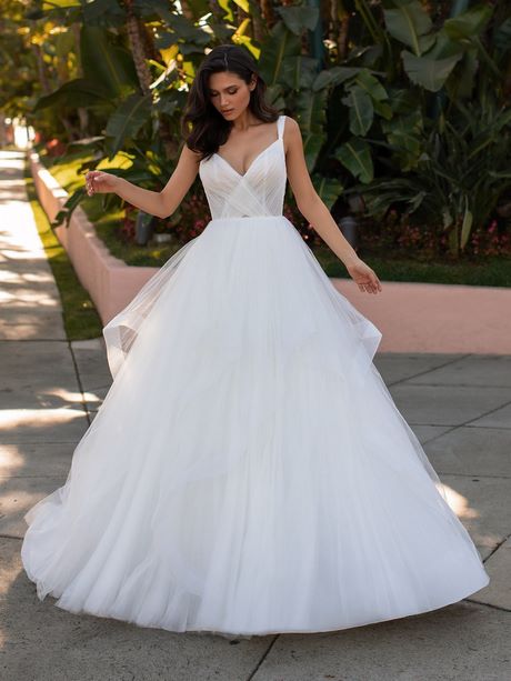 Vestidos de novia juveniles 2021